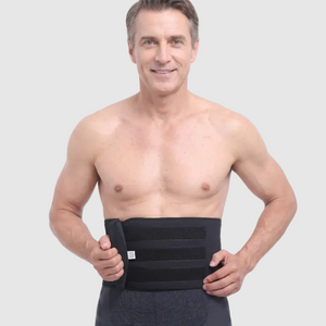 Ceinture de contention dorsale portée par un homme 